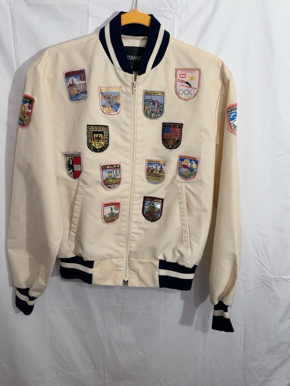Vintage Sportsmaster USA Souvenir Travel Patch Bomber Jacket Size S